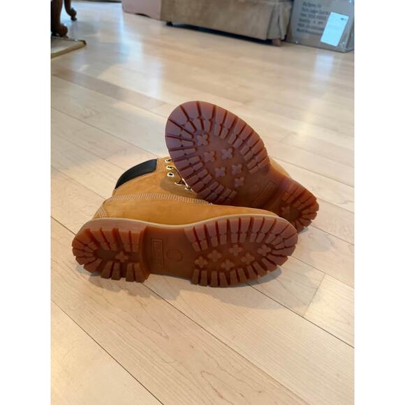 Like New Classic Timberland Women's Stone Street Waterproof Boots Size 7 - Picture 5 of 5